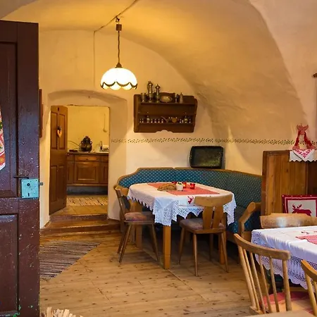 Farm stay Ferienbauernhof Elmaugut *