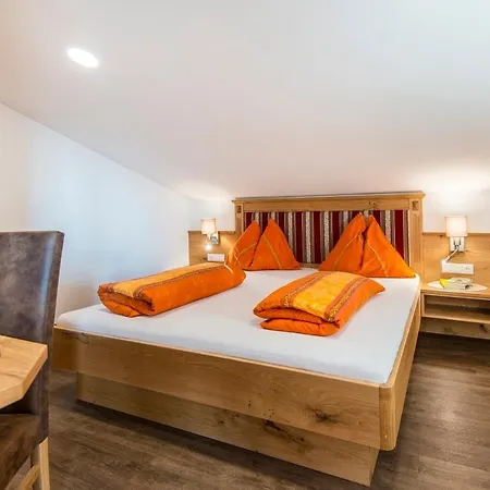 Ferienbauernhof Elmaugut Farm stay Muhlbach Am Hochkonig