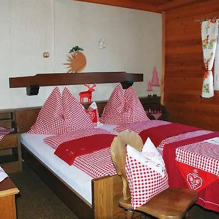Farm stay Ferienbauernhof Elmaugut Muhlbach Am Hochkonig