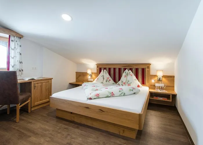 Ferienbauernhof Elmaugut Farm stay Muhlbach Am Hochkonig